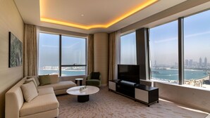 Living room - Luxury Apartment With Spectacular View of the Palm Jumeirah (Dubai)