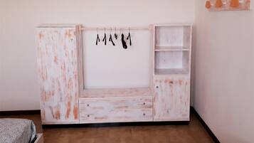 Apartment, 3 Bedrooms, Balcony, Garden View | 3 bedrooms