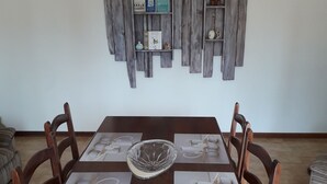 公寓, 3 间卧室, 阳台, 花园景观 | 用餐