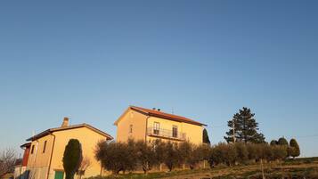 Apartemen, 3 kamar tidur, balkon, pemandangan kebun | Halaman properti