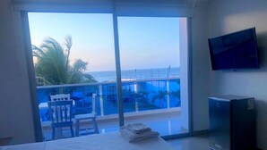 Unclassified image, 4 of 27, button - 6mb-1 Mansion In Cartagena On The Beach With Air Conditioning And Wifi (Cartagena)