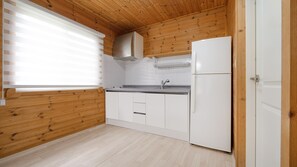 Basic-Zimmer, 1 Schlafzimmer (Klein 1) | 1 Schlafzimmer, kostenloses WLAN