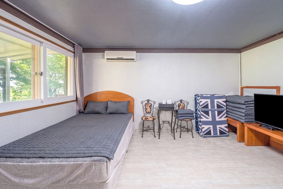 Habitación básica, 1 habitación (RaIlrak(PET)) | 1 habitación y wifi gratis