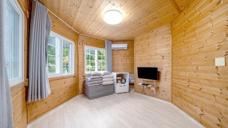 1 bedroom, free WiFi