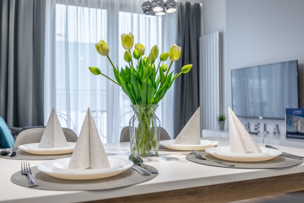 تناول الطعام