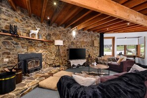 TV - Croajingalong - Dinner Plain (Dinner Plain)