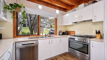 Micro-ondes, plaque de cuisson