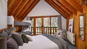 4 間睡房、免費 Wi-Fi