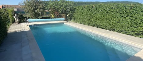 Piscina a l'aire lliure
