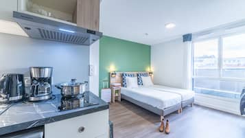 Standaard studio, 2 eenpersoonsbedden | Geluiddichte muren, gratis wifi, beddengoed