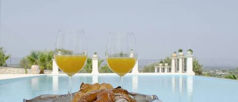 Piscina externa sazonal