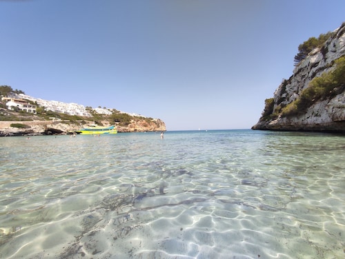 Charming Majorcan villa with private pool, 100m from the beach.