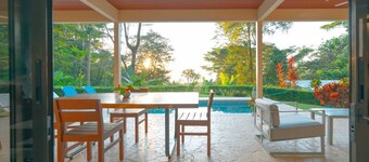 Three-bedrooms, Wonderful location and near Uvita and Playa Piñuela National Park Beach