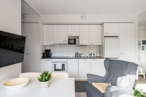 Family Apartment, Balcony | Private kitchen