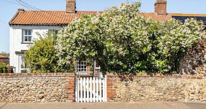 A Cozy Cottage on the North Norfolk Coast