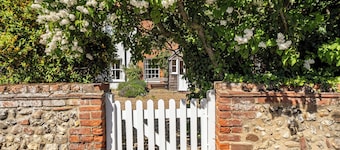 A Cozy Cottage on the North Norfolk Coast