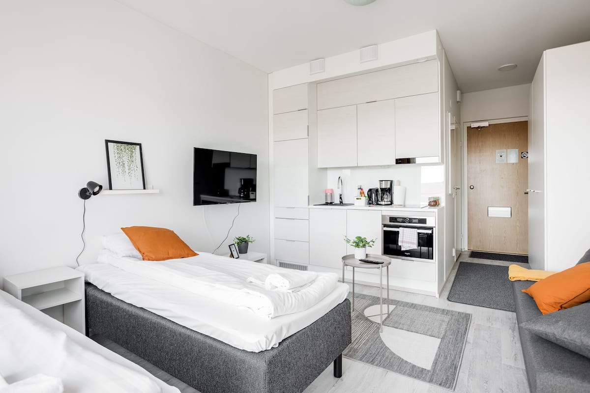 Standard Studio | 1 bedroom, blackout curtains, soundproofing, iron/ironing board