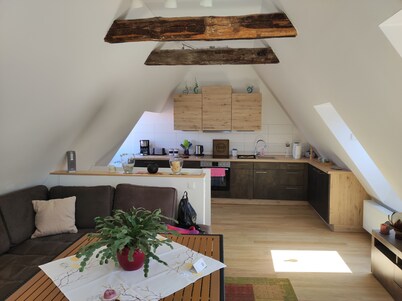 Great 2 floor apartment