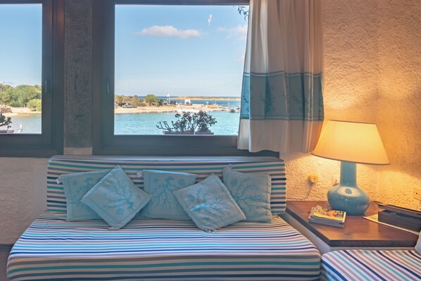 2 Schlafzimmer, Bügeleisen/Bügelbrett, Bettwäsche