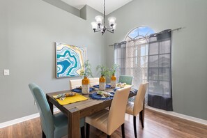 Dining - Spectacular Disney 5-bedroom Villa!  Amazing Heated Pool and Spa! BBQ! (Davenport)