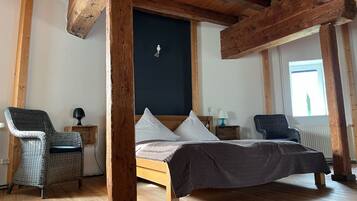 3 habitaciones, tabla de planchar con plancha y wifi gratis