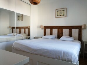 6 chambres, fer et planche à repasser, Wi-Fi gratuit, draps fournis