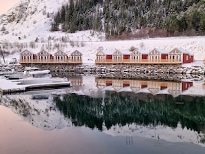 Front of property - Lofoten Basecamp (Vestvågøy)
