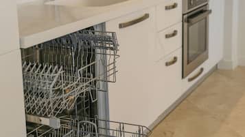 Frigorífic gran, forn, placa de cuina i rentaplats