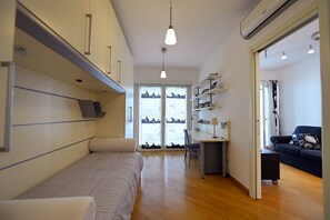 2 habitaciones, escritorio, wifi gratis y ropa de cama 