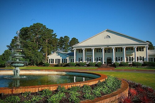 Brunswick Plantation Resort and Golf Villa 2705L in the Heart of NC Seafood Country by RedAwning