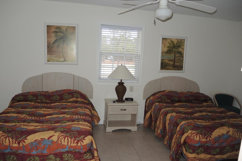 Golf Course Onsite Home 3008l With Outdoor Pool and Resort Amenities by Redawning