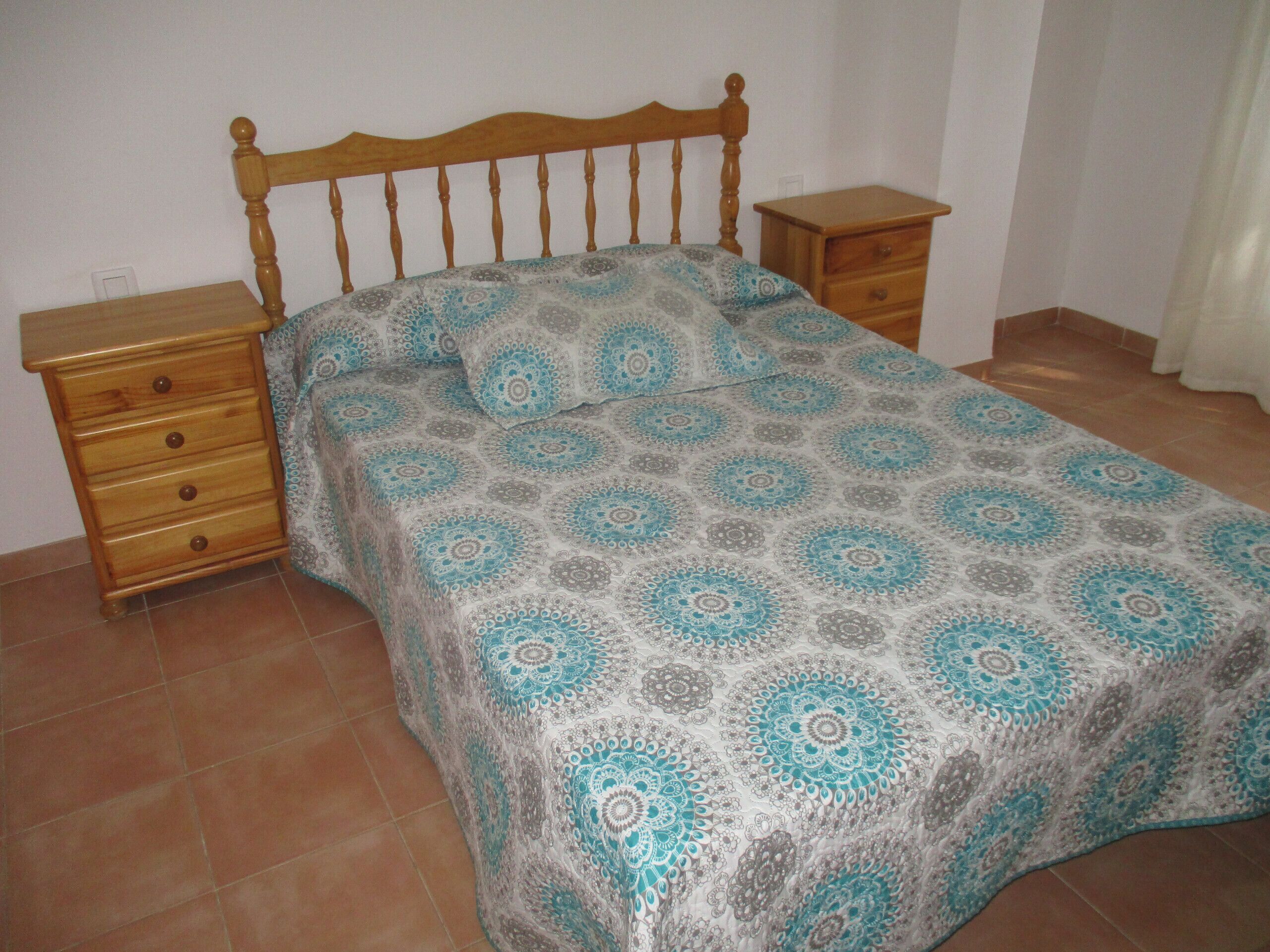 3 slaapkamers, een strijkplank/strijkijzer