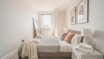 1 camera, ferro/asse da stiro, Wi-Fi, lenzuola