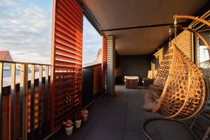 Panoramic (47B) | Terrace/patio