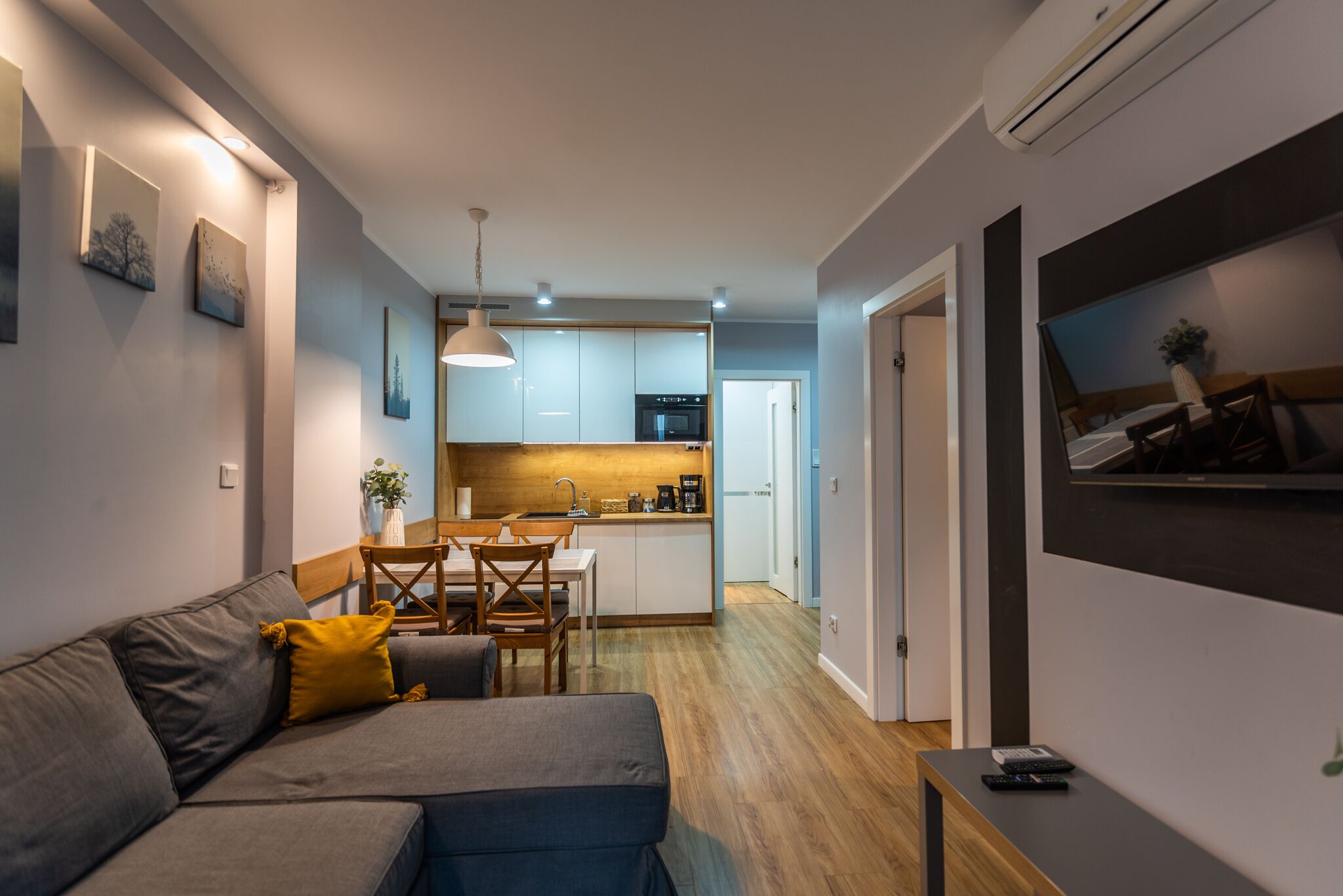 Classic Apartment (19/85B) | Individually furnished, iron/ironing board, free WiFi