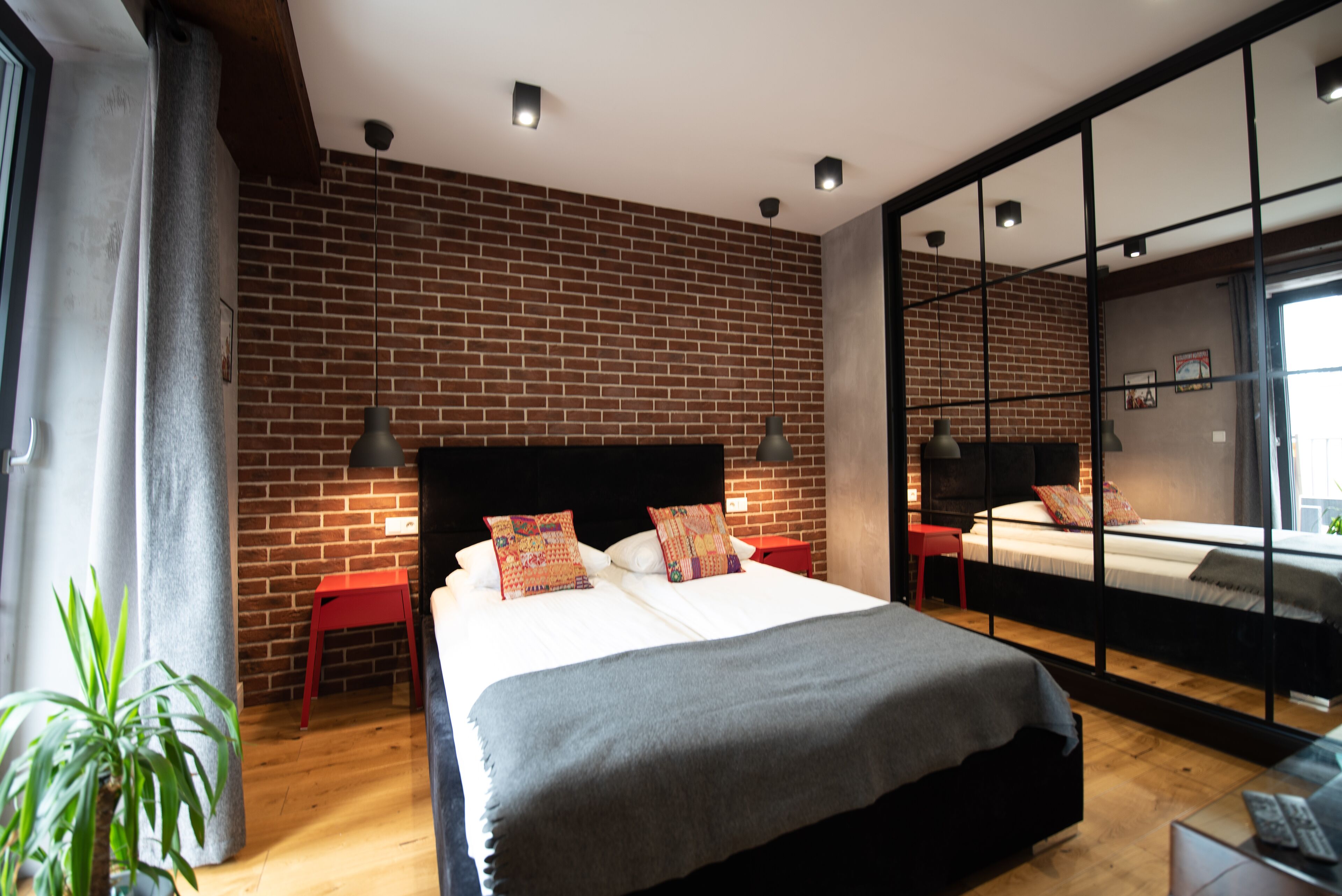 Deluxe (47A) | 特色家居、熨斗/熨衣板、免费 WiFi