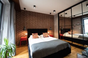 Deluxe (47A) | 1 bedroom, individually furnished, iron/ironing board, free WiFi