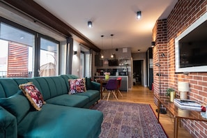 Panoramic (47B) | Living room | 40-cm TV with cable channels - City Lights Kazimierz (Kraków)