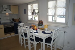 Dining - The small Villa OLEFant in the historic center of Schleiden Olef (Schleiden)