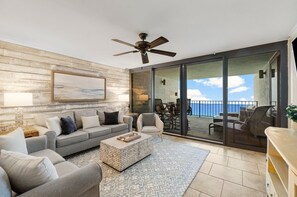 Smart TV, DVD player, books - Luxurious Beachfront Oasis ~ Stunning Ocean Views (Panama City Beach)