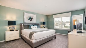 4 habitaciones, tabla de planchar con plancha, wifi y ropa de cama 