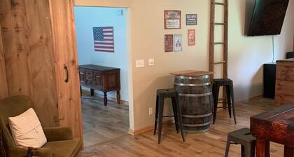 Rock Oak Ranch 100 mountain acres full house