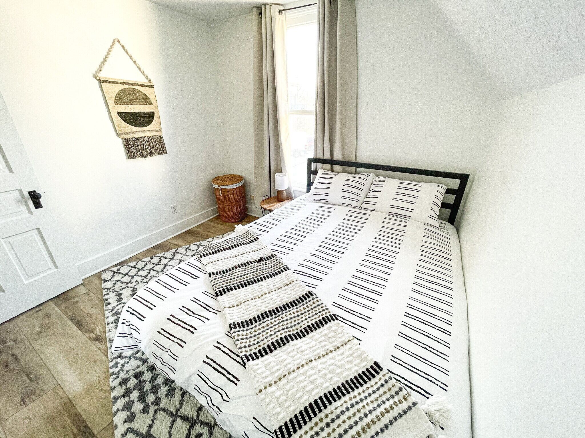 Updated 2BR BOTTLEWORKS/DTWN/MASS AVE home w/ private patio