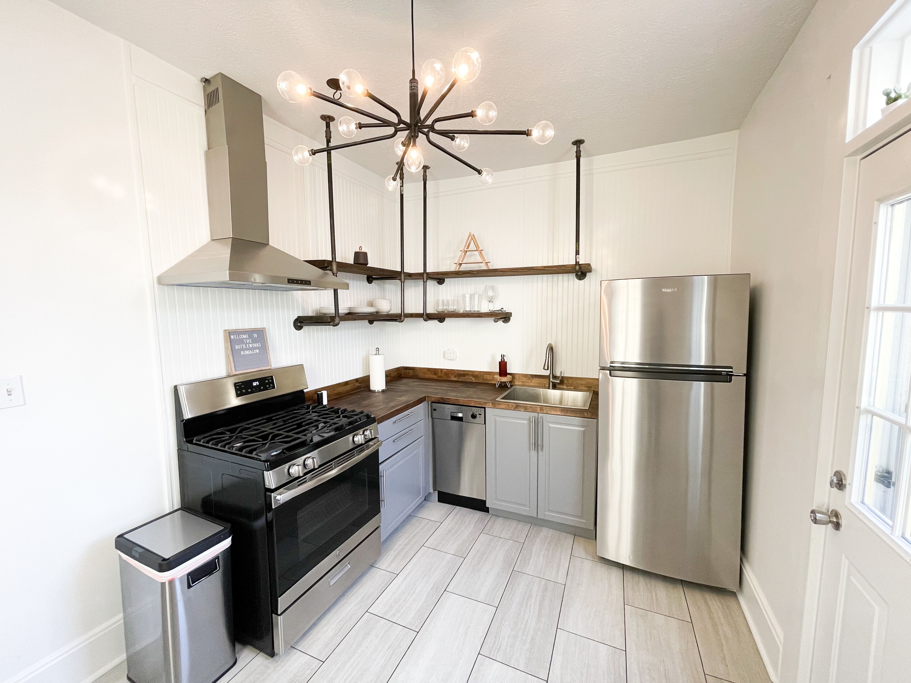 Updated 2BR BOTTLEWORKS/DTWN/MASS AVE home w/ private patio