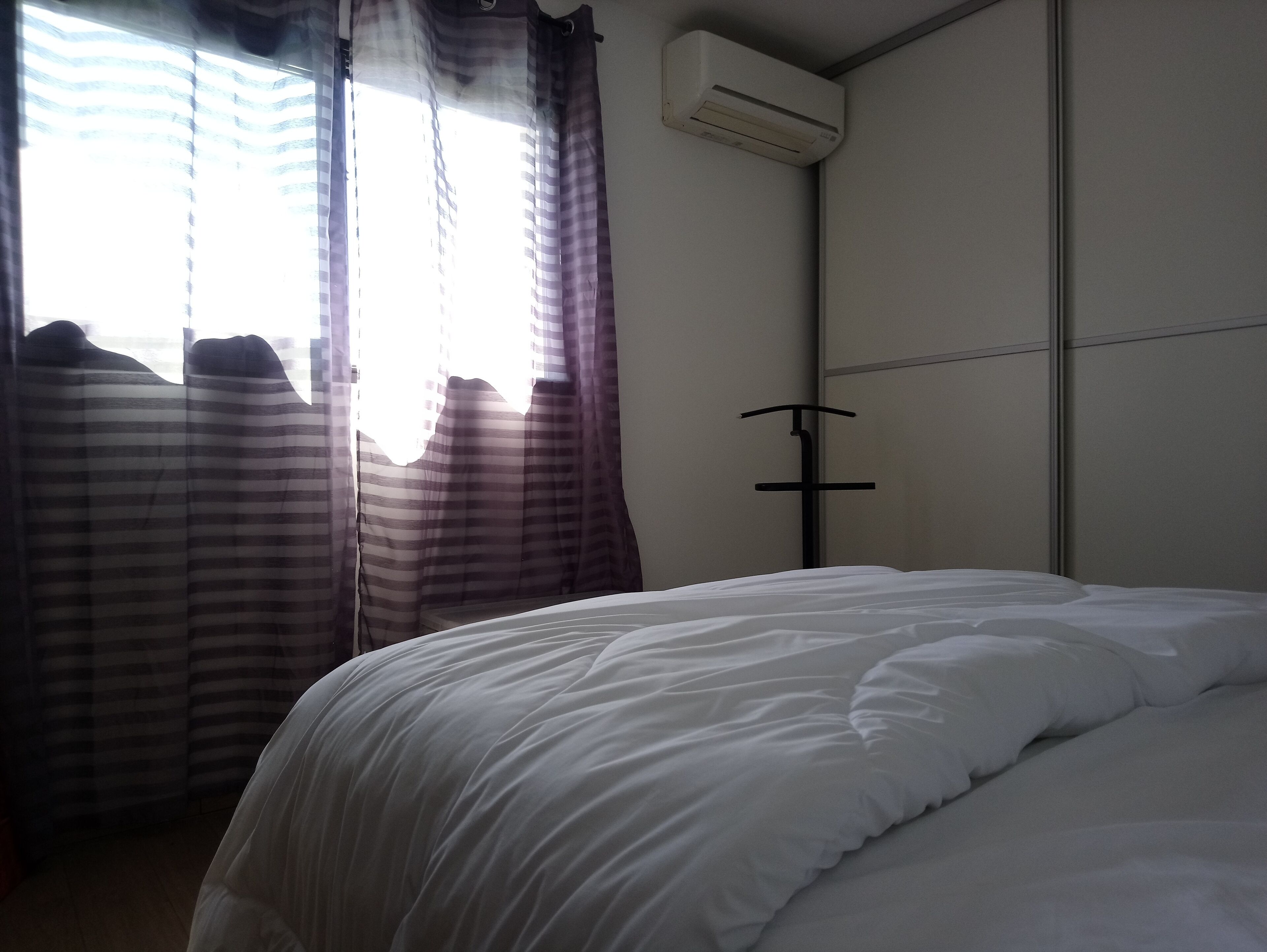 2 slaapkamers, een strijkplank/strijkijzer, gratis wifi