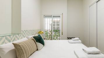 Apartamento, 1 quarto | 1 quarto, escrivaninha, quartos à prova de som, berços (sobretaxa)