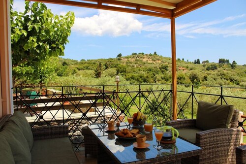 Tranquiliti in the middle of Skopelos island