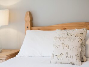 2 bedrooms, free WiFi, bed sheets