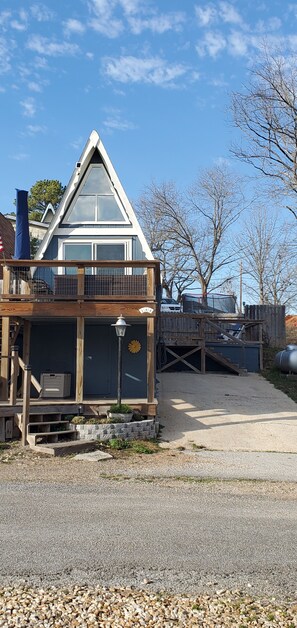Exterior - Table Rock Lake Cabin @ Black Oak Resort (Lampe)