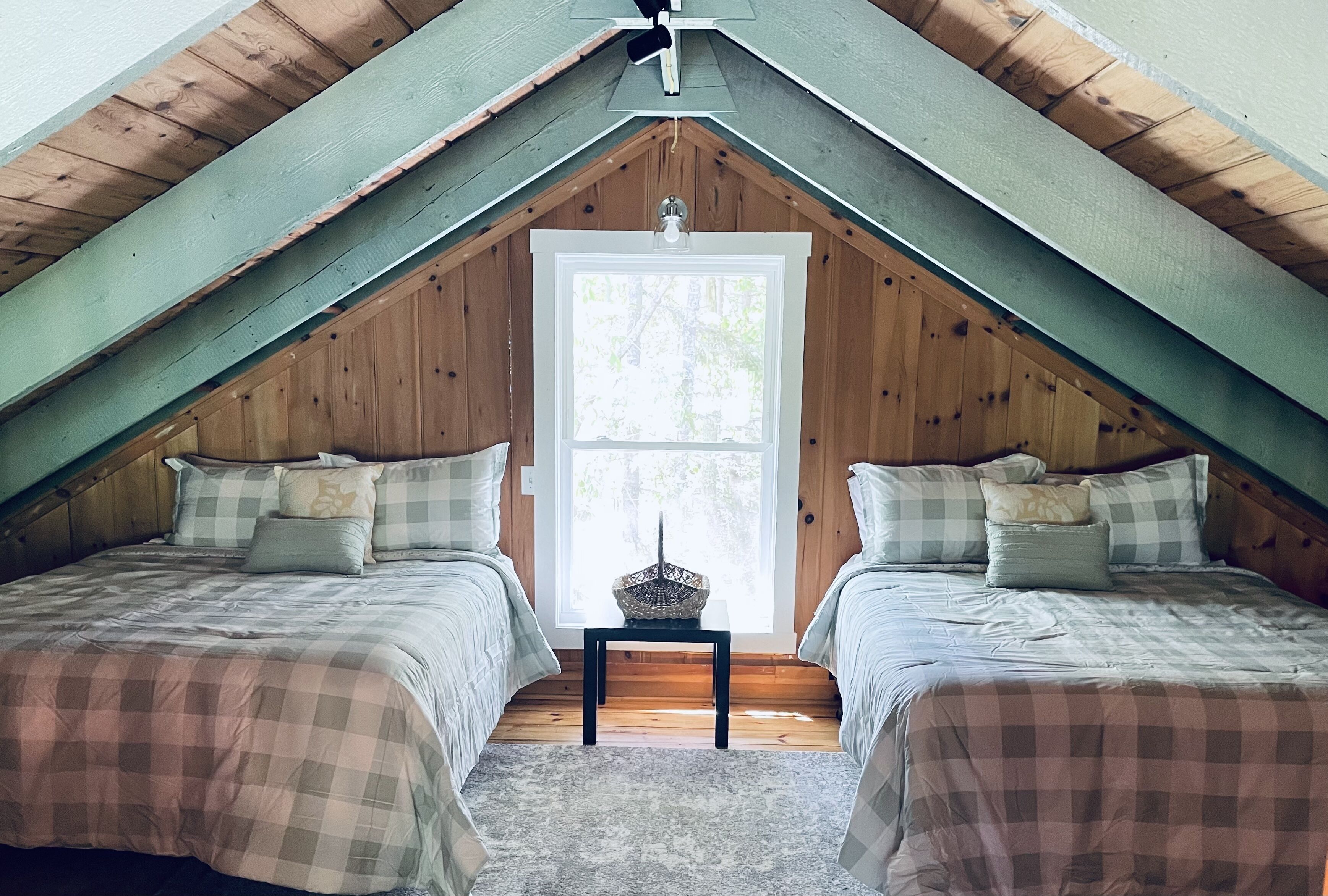 2 多间卧室、办公桌、熨斗/熨衣板、免费 WiFi